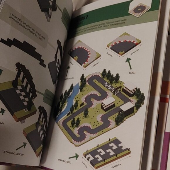 Super Bite-Size Builds Book Minecraft - Picture 4 of 5
